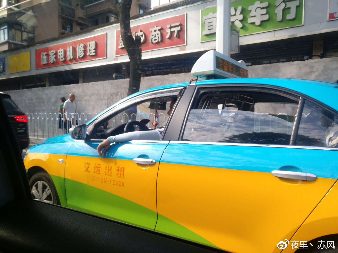 二手出租車轉(zhuǎn)讓最新信息，市場(chǎng)概況與購(gòu)買指南，二手出租車轉(zhuǎn)讓最新信息，市場(chǎng)概況及購(gòu)買指南